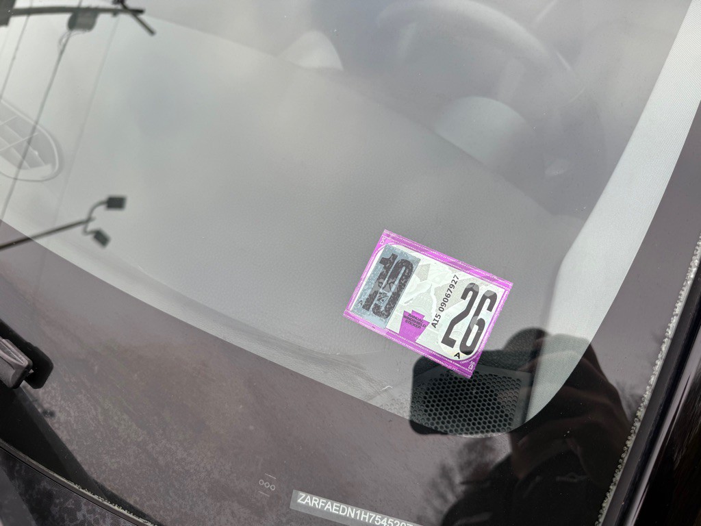 2017 Alfa Romeo Giulia Image 11