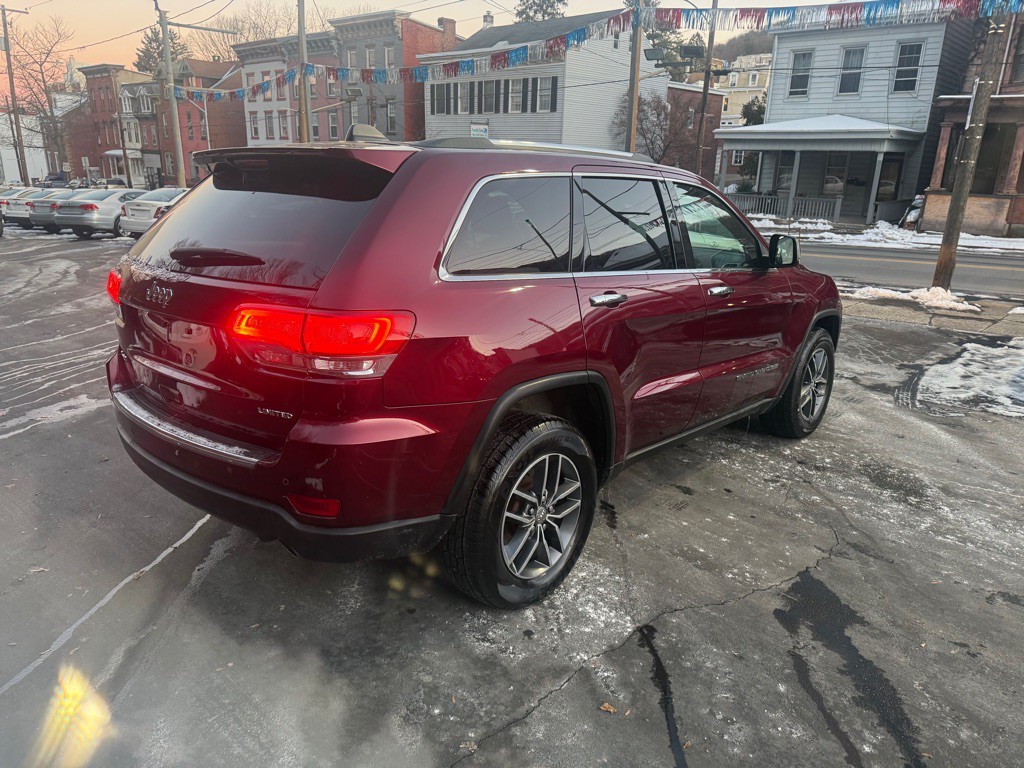 2017 Jeep Grand Cherokee Image 5