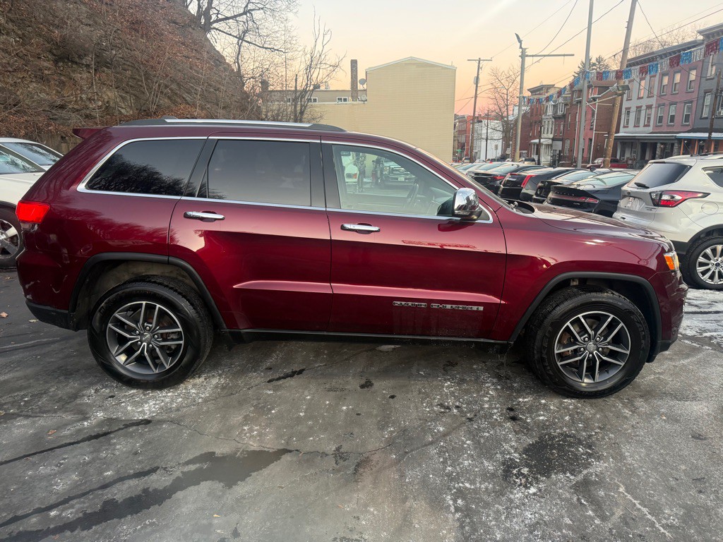 2017 Jeep Grand Cherokee Image 6