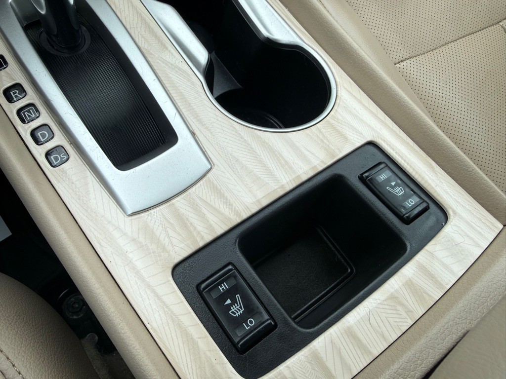 2016 Nissan Altima Image 18