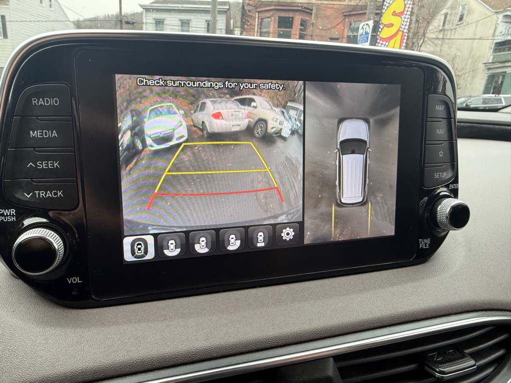 2019 Hyundai Santa Fe Image 19