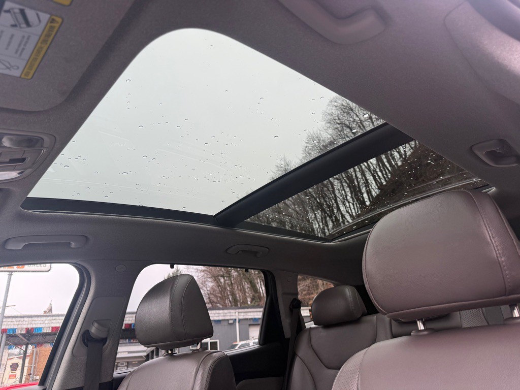 2019 Hyundai Santa Fe Image 24