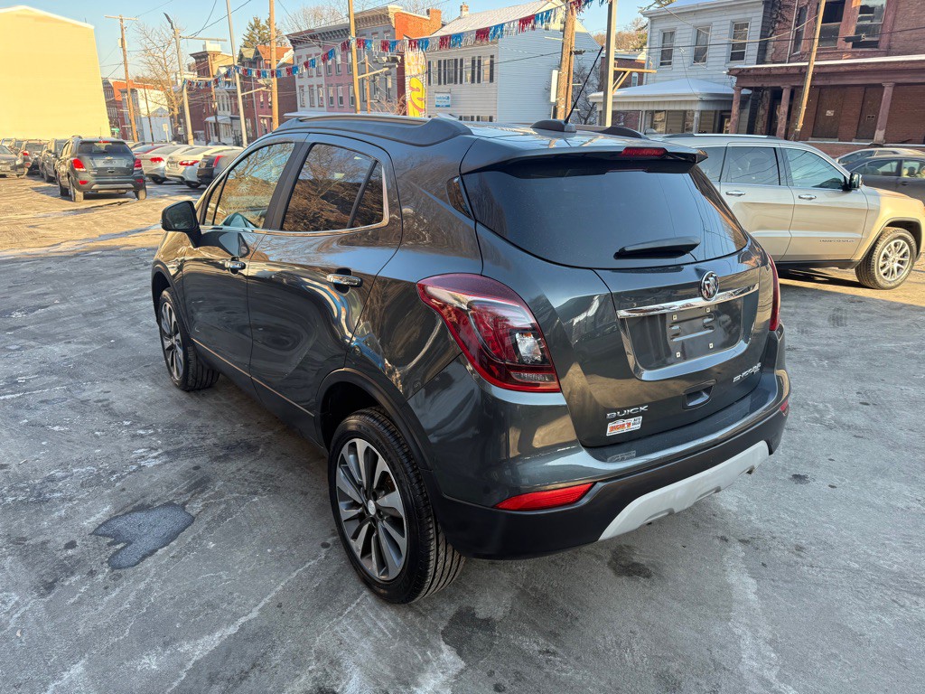 2017 Buick Enclave Image 3