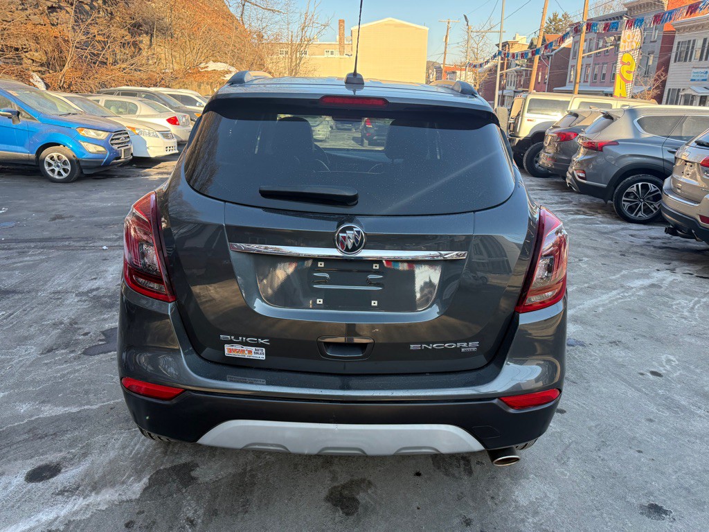 2017 Buick Enclave Image 4