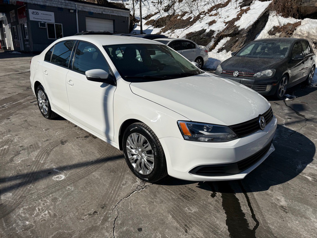 2012 Volkswagen Jetta Image 9