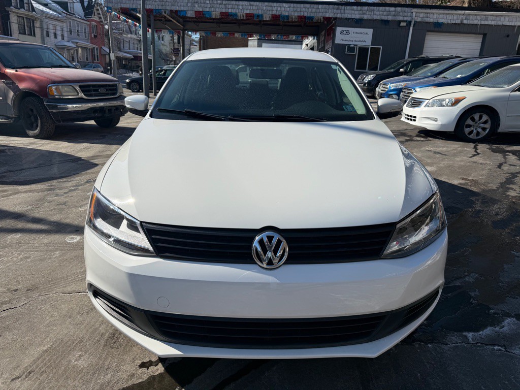 2012 Volkswagen Jetta Image 10