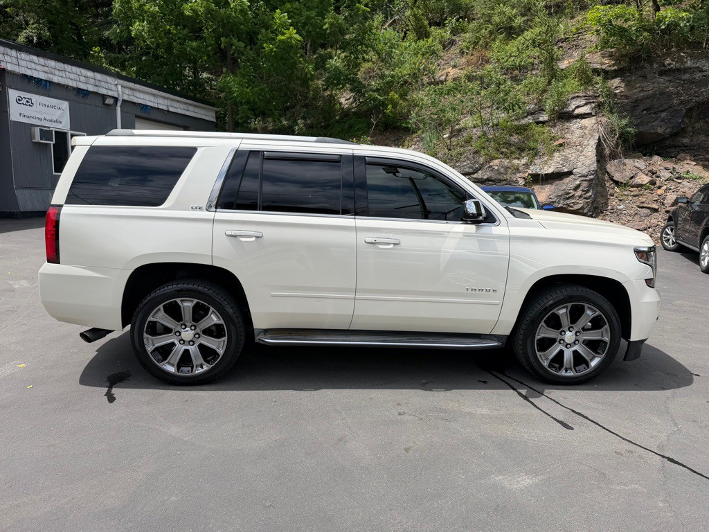 2015 Chevrolet Tahoe Image 6