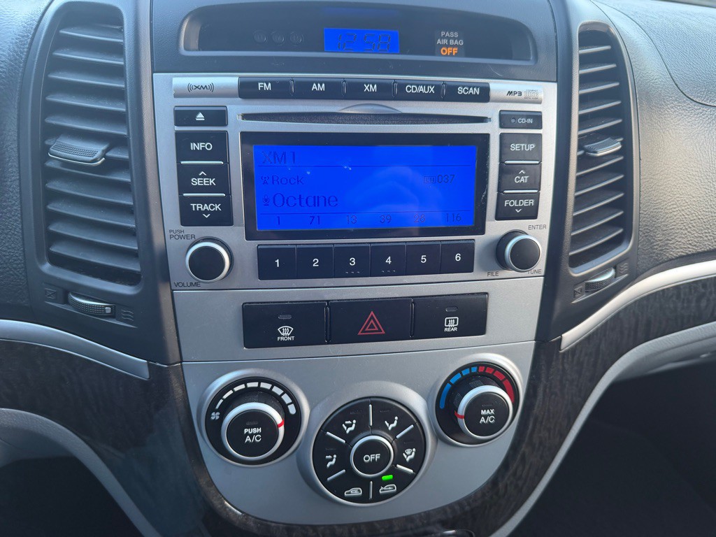 2009 Hyundai Santa Fe Image 9