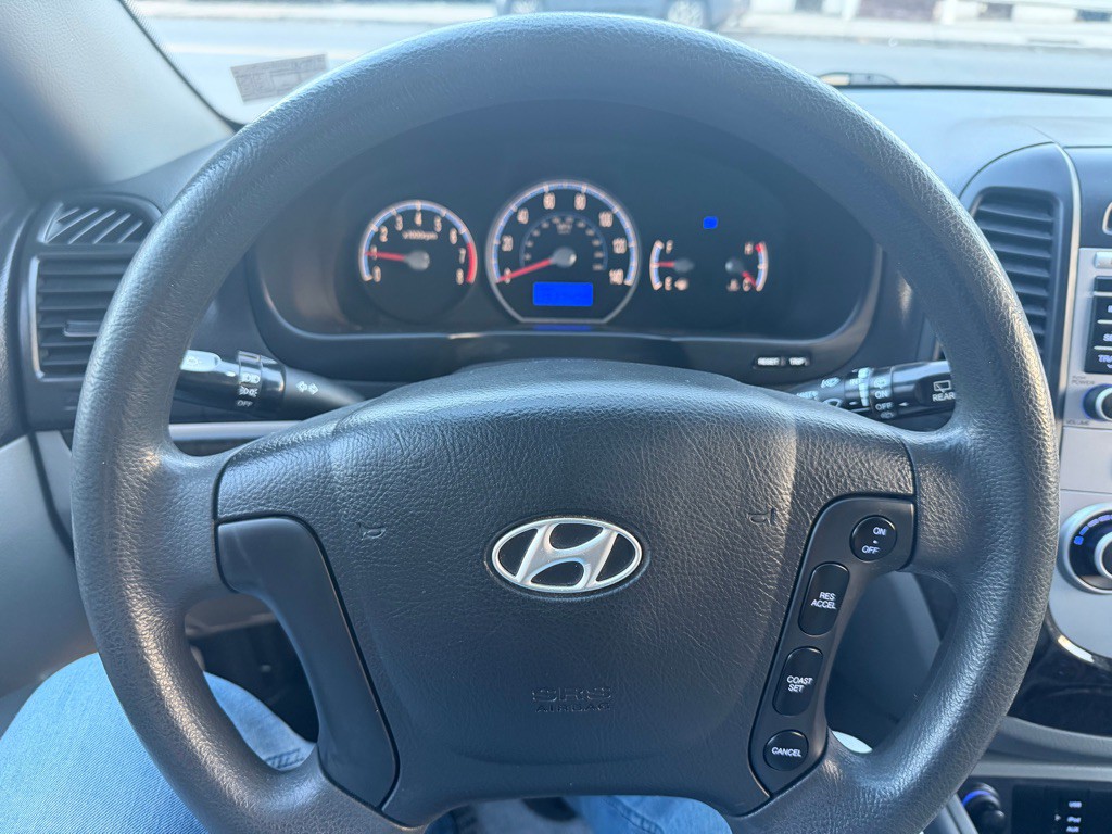2009 Hyundai Santa Fe Image 10
