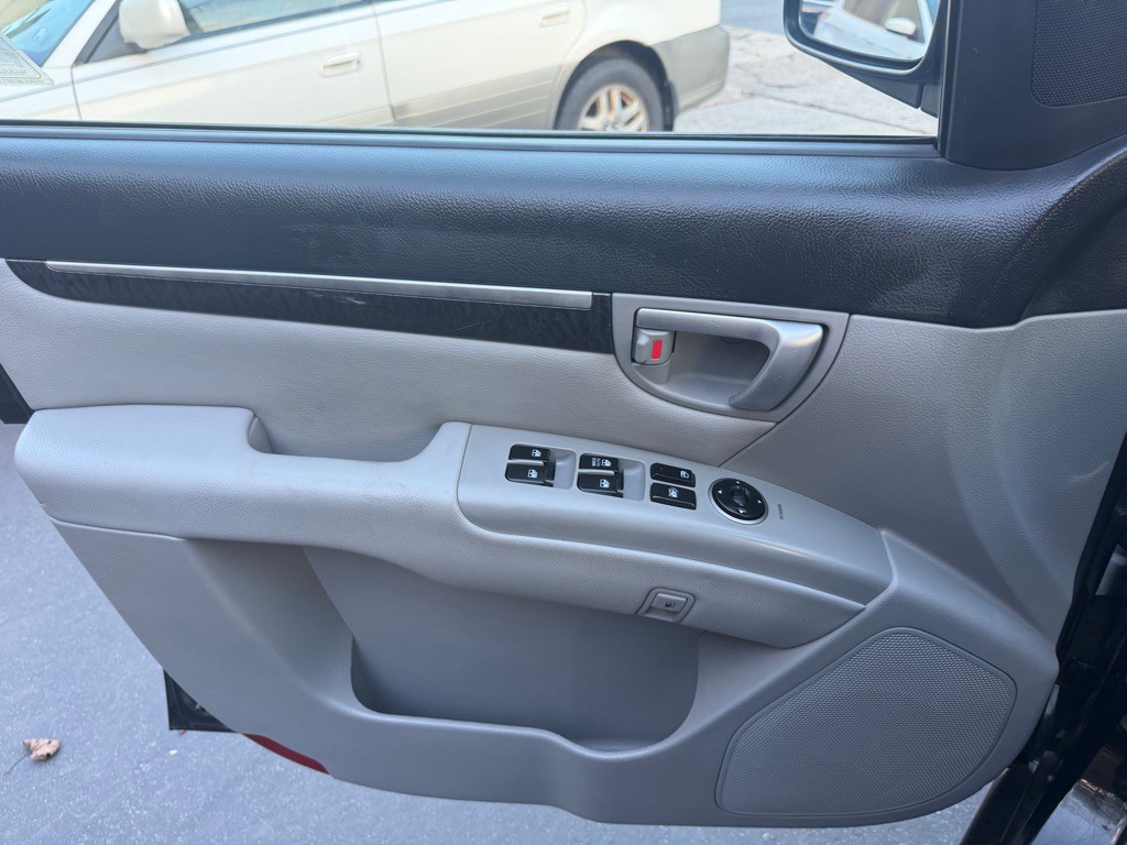 2009 Hyundai Santa Fe Image 13