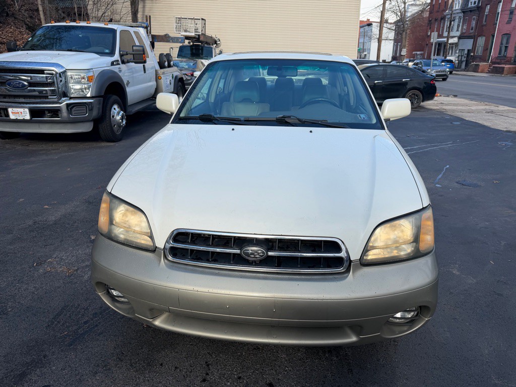 2002 Subaru Legacy Image 2