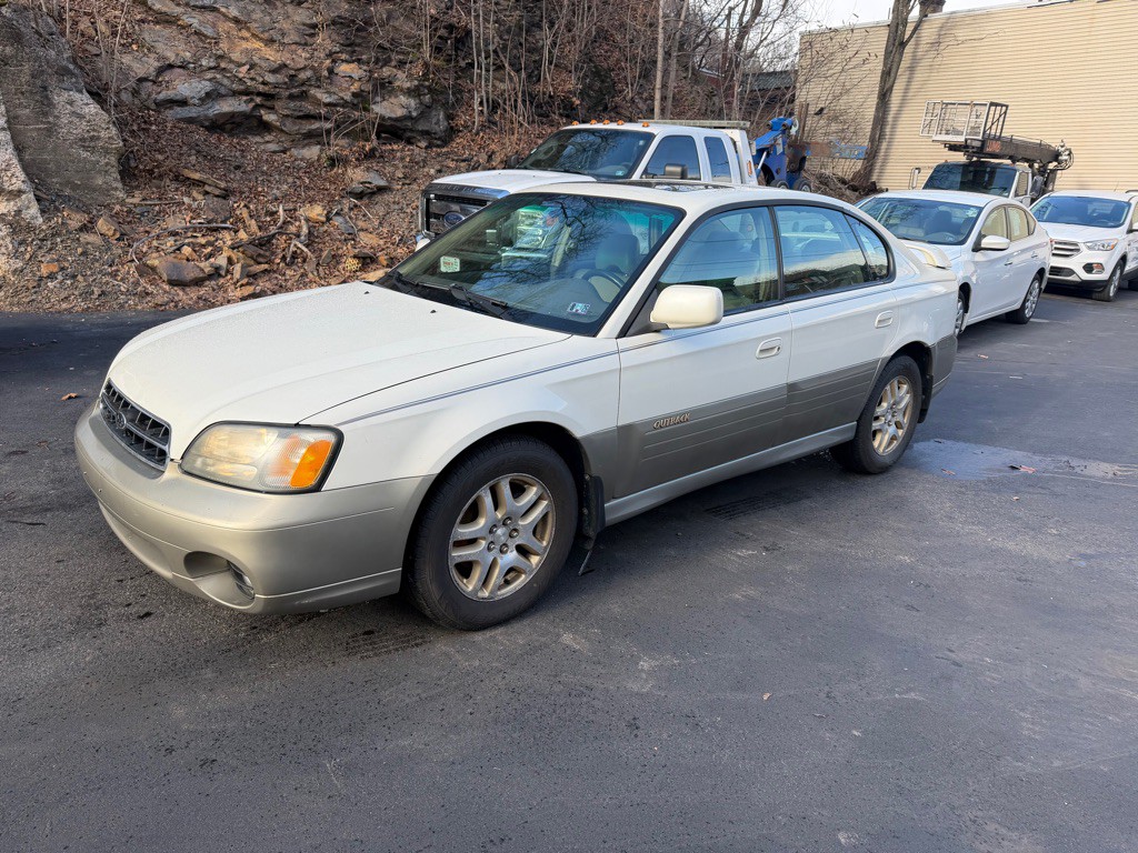 2002 Subaru Legacy Image 3