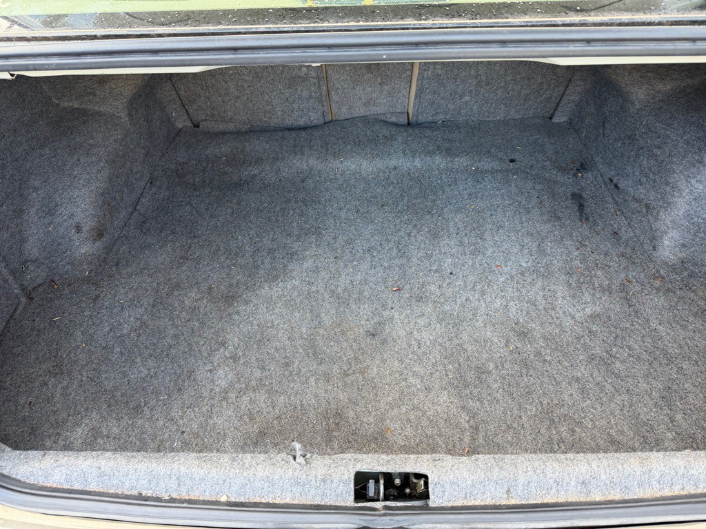 2002 Subaru Legacy Image 20