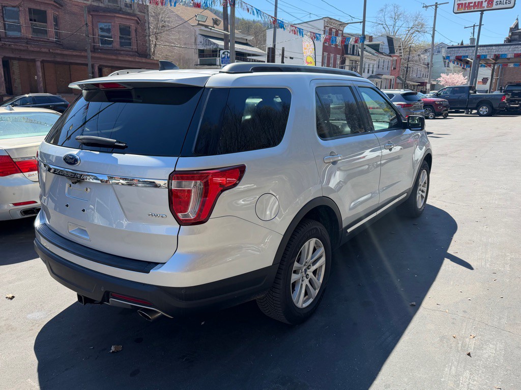 2018 Ford Explorer Image 5