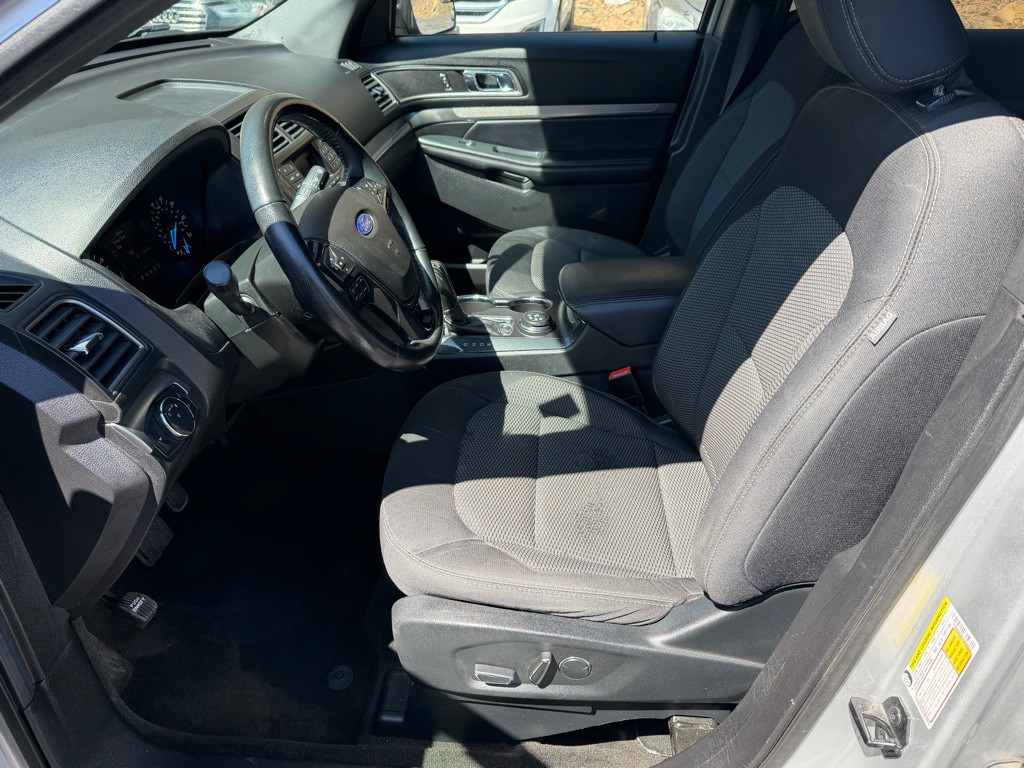 2018 Ford Explorer Image 11