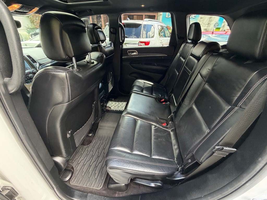 2017 Jeep Grand Cherokee Image 20