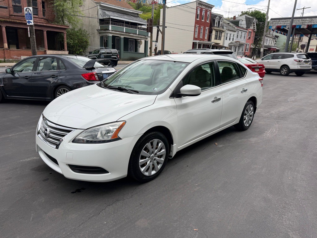 2014 Nissan Sentra Image 1
