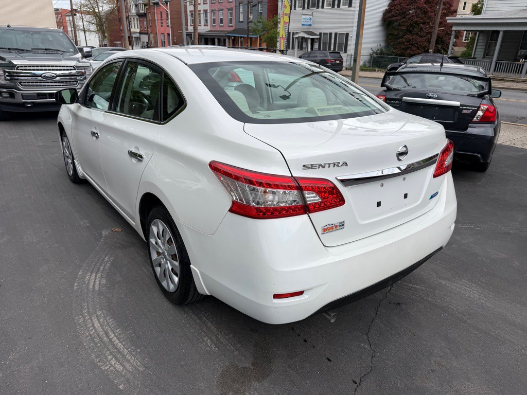 2014 Nissan Sentra Image 3