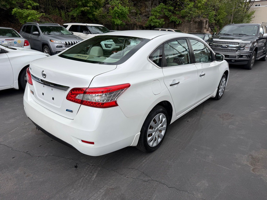 2014 Nissan Sentra Image 5