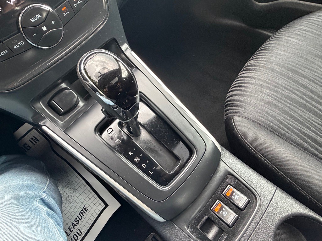 2019 Nissan Sentra Image 18