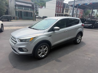 Image for 2019 Ford Escape SE ID: 7458021
