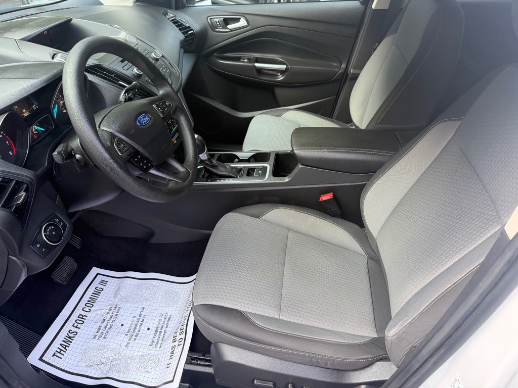 2017 Ford Escape Image 10