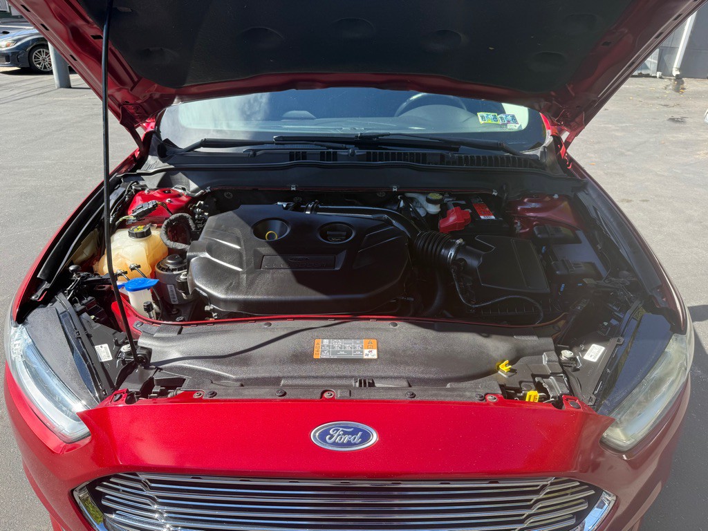 2016 Ford Fusion Image 19