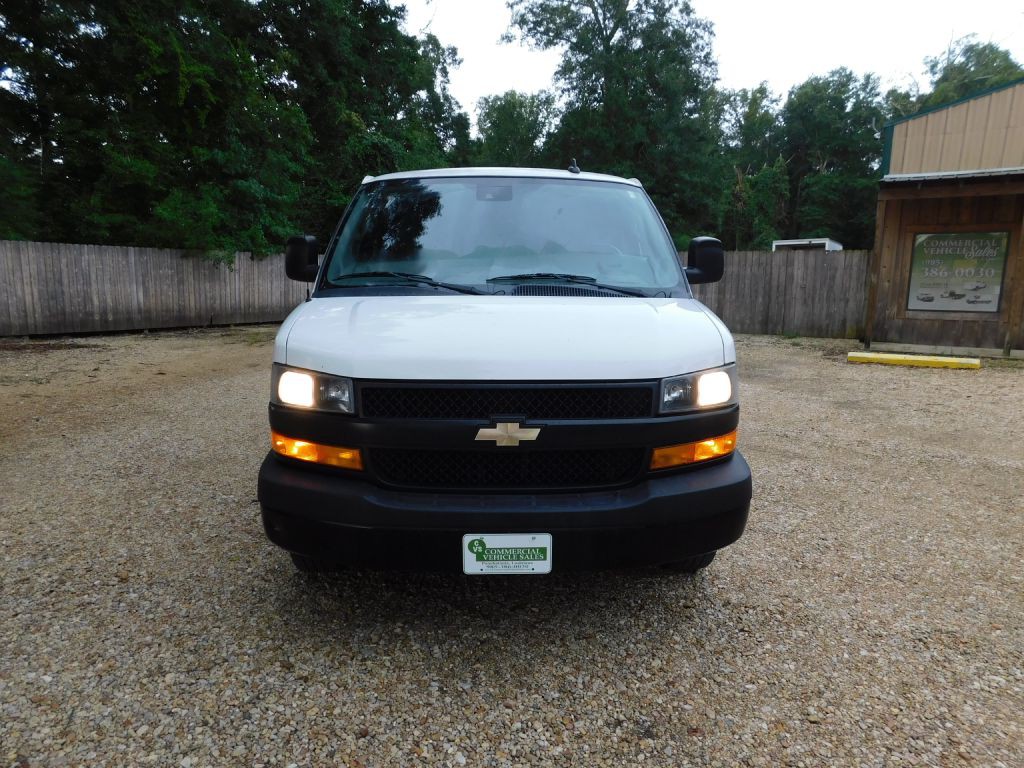 2019 Chevrolet Express Image 8