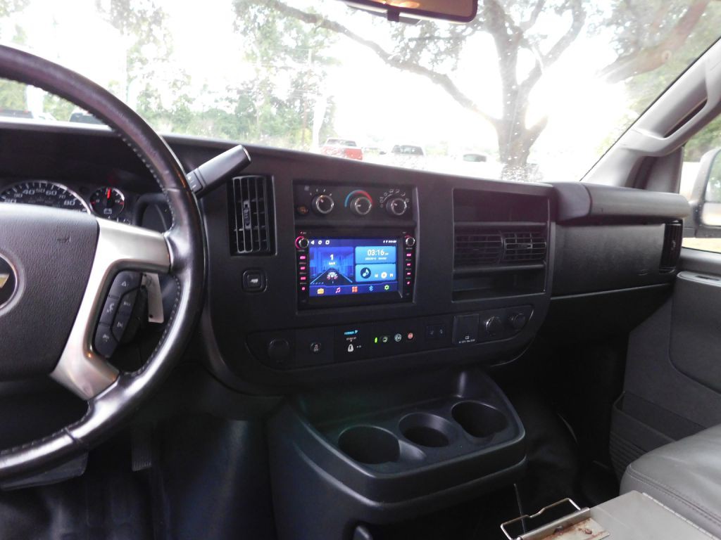 2019 Chevrolet Express Image 10