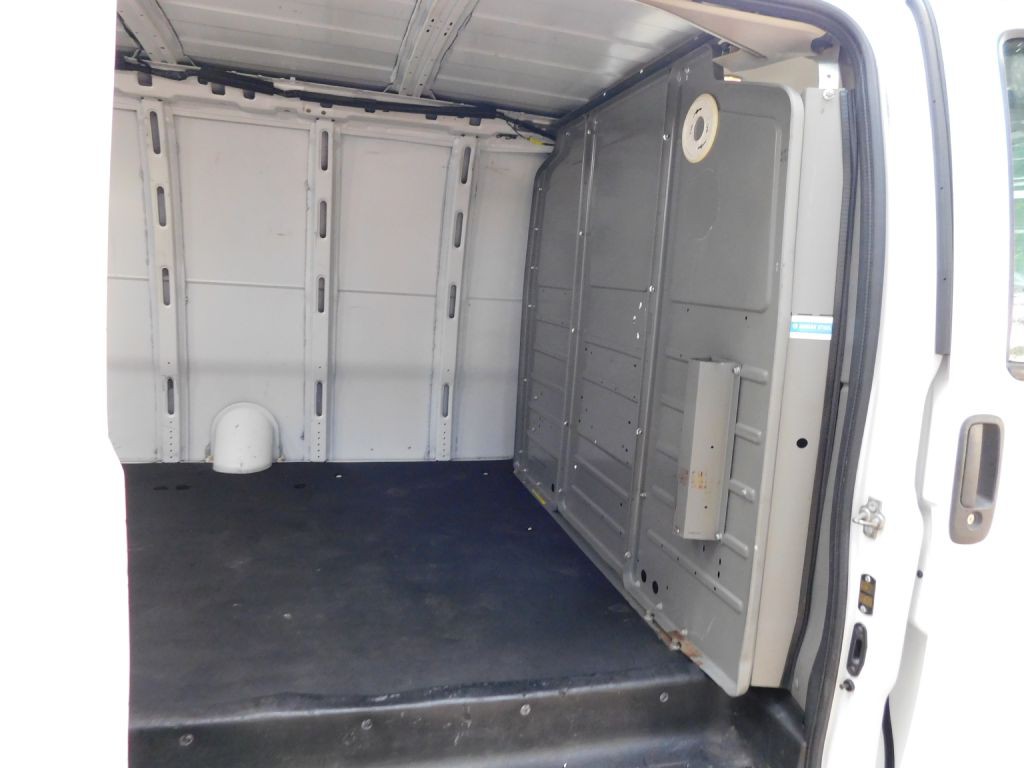 2019 Chevrolet Express Image 14