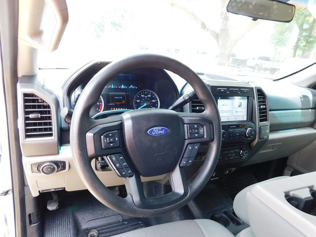 2017 Ford F-250 Image 13