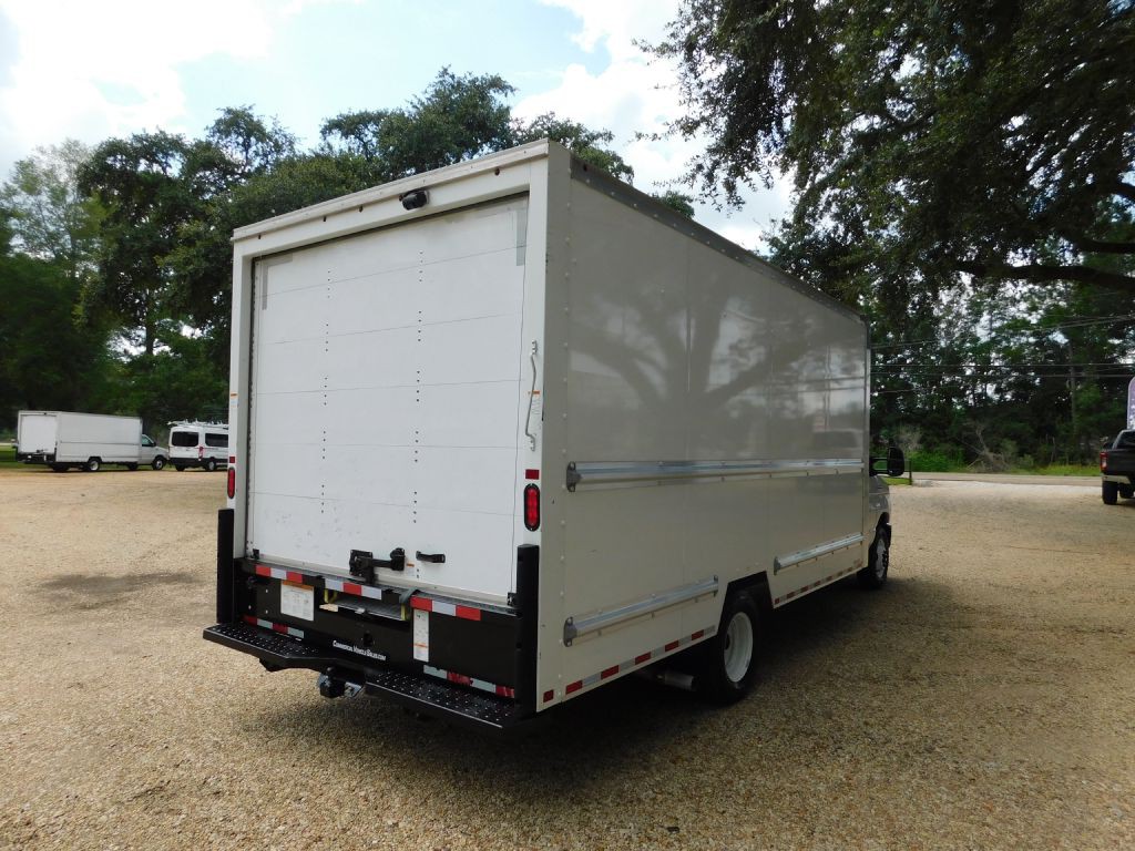 2022 Ford Econoline Image 5