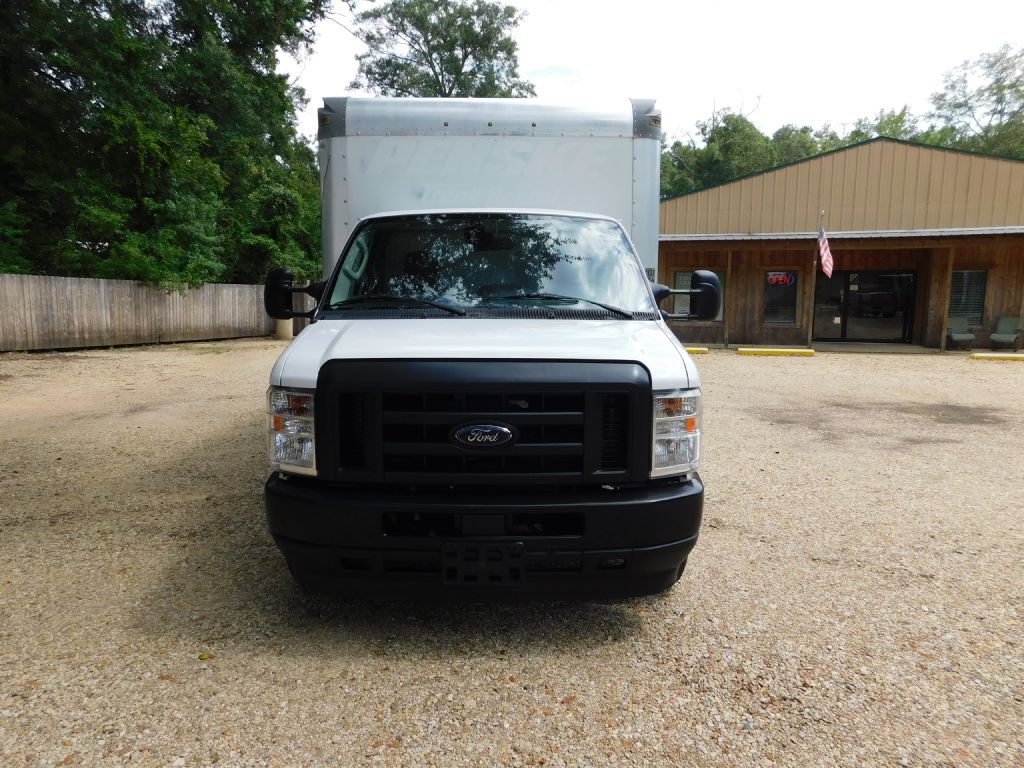 2022 Ford Econoline Image 8