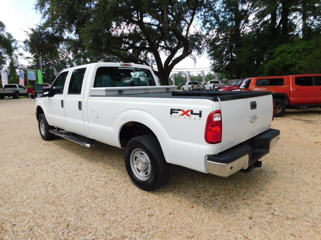 2011 Ford F-250 Image 3