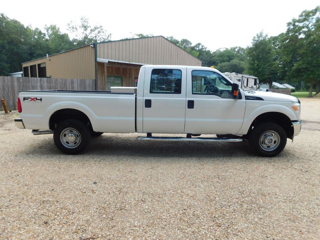 2011 Ford F-250 Image 5