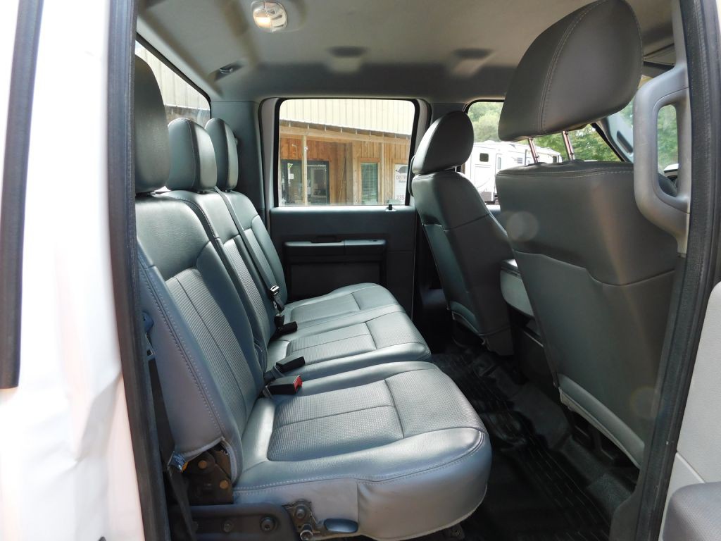 2011 Ford F-250 Image 15