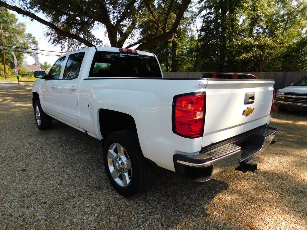 2017 Chevrolet Silverado 1500 Image 3