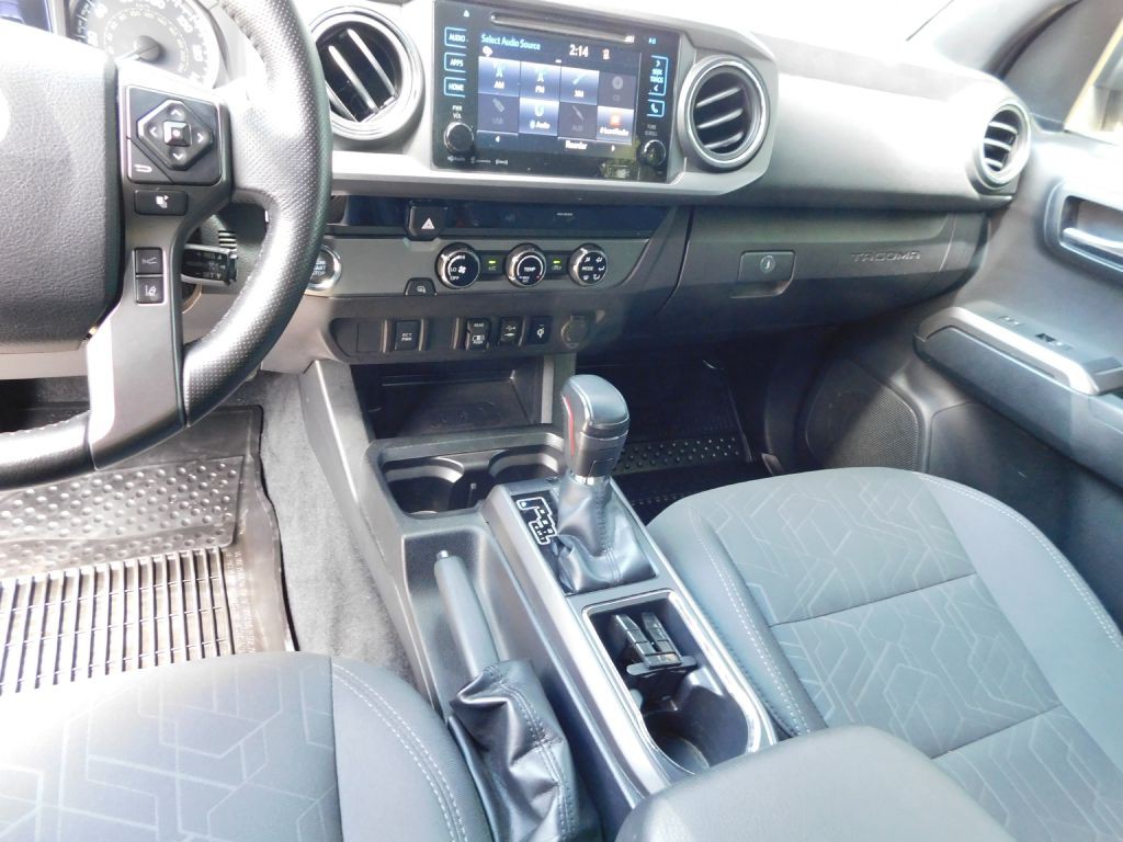 2018 Toyota Tacoma Image 11