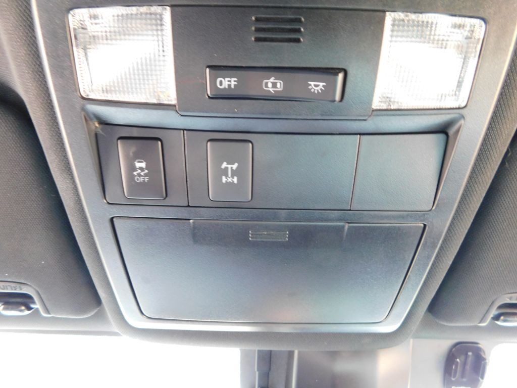 2018 Toyota Tacoma Image 17