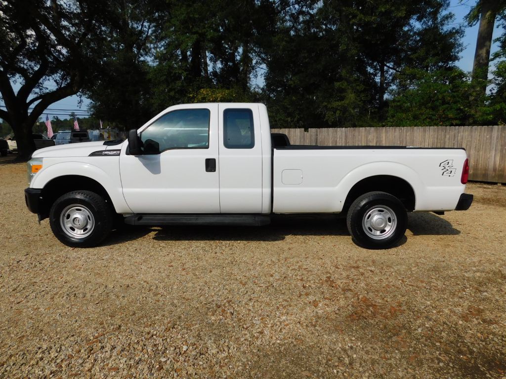 2013 Ford F-250 Image 2