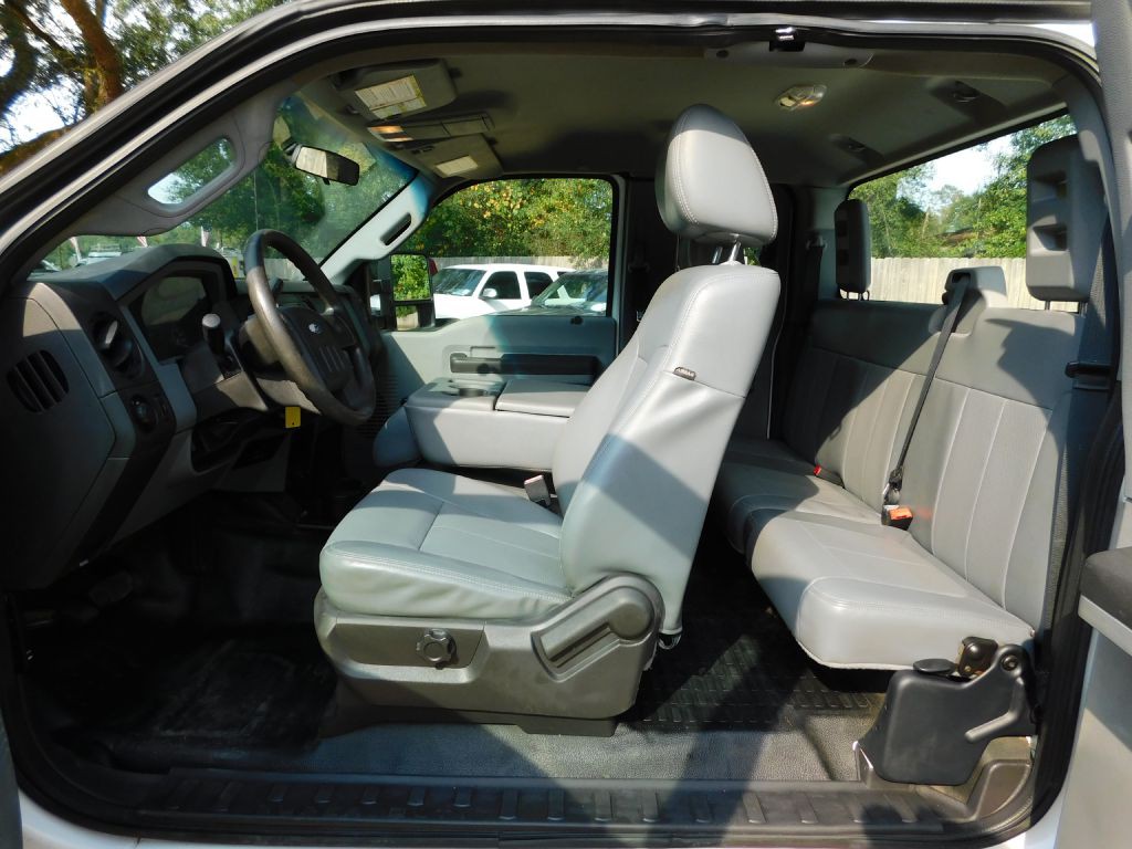 2013 Ford F-250 Image 7