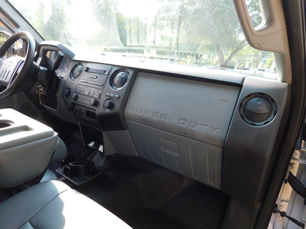 2013 Ford F-250 Image 11