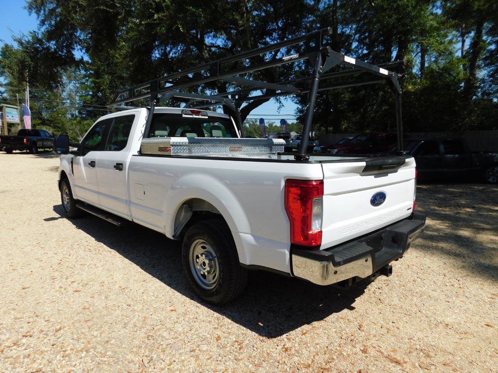 2017 Ford F-250 Image 3