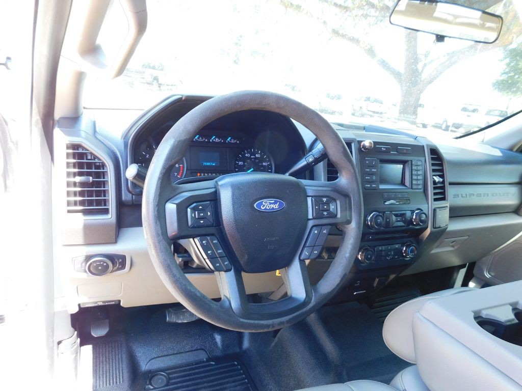 2017 Ford F-250 Image 12