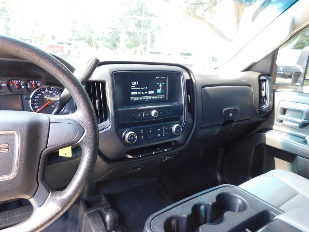 2018 GMC Sierra Image 10