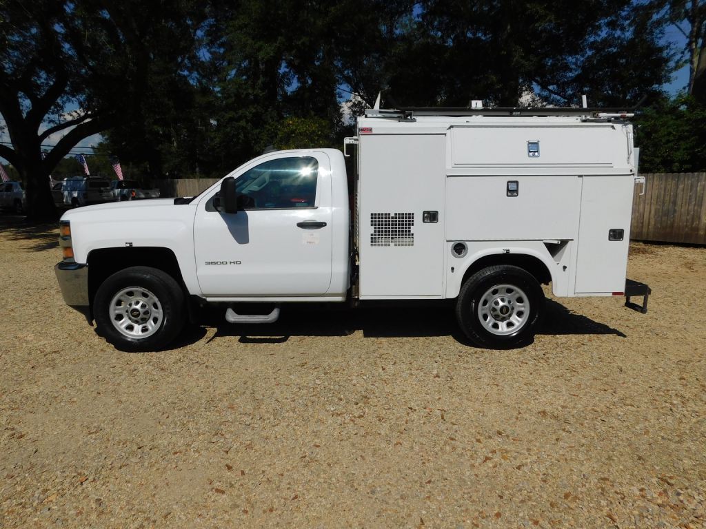 2015 Chevrolet Silverado 1500 Image 2