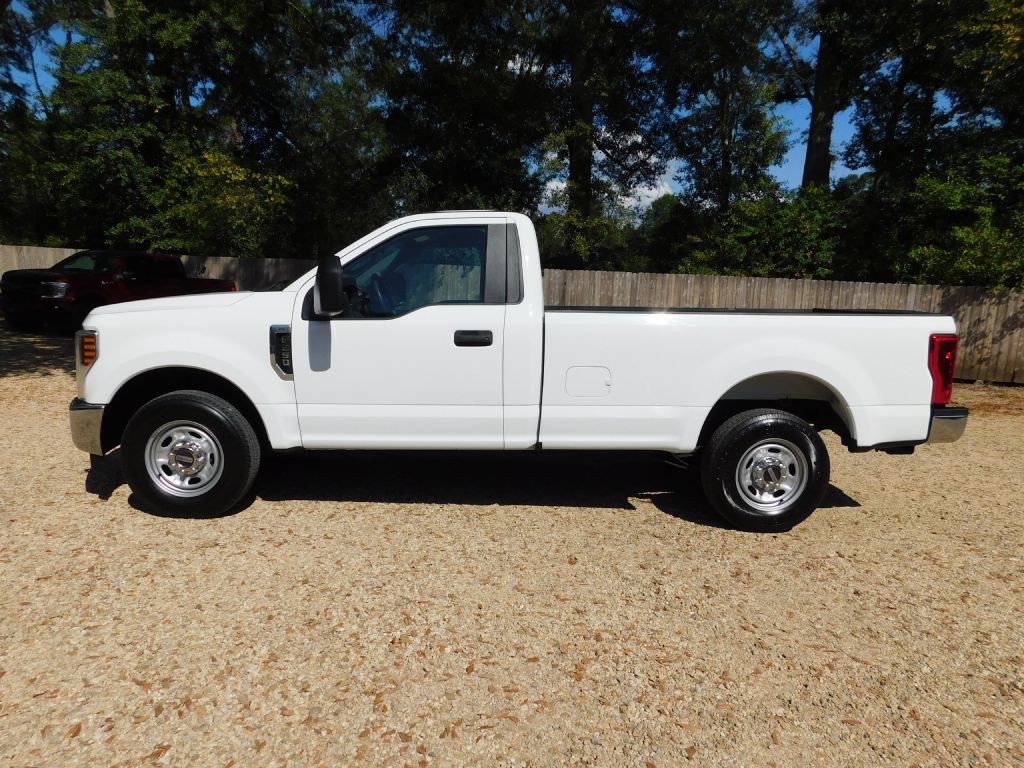 2019 Ford F-250 Image 2