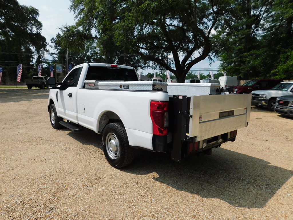 2021 Ford F-250 Image 4