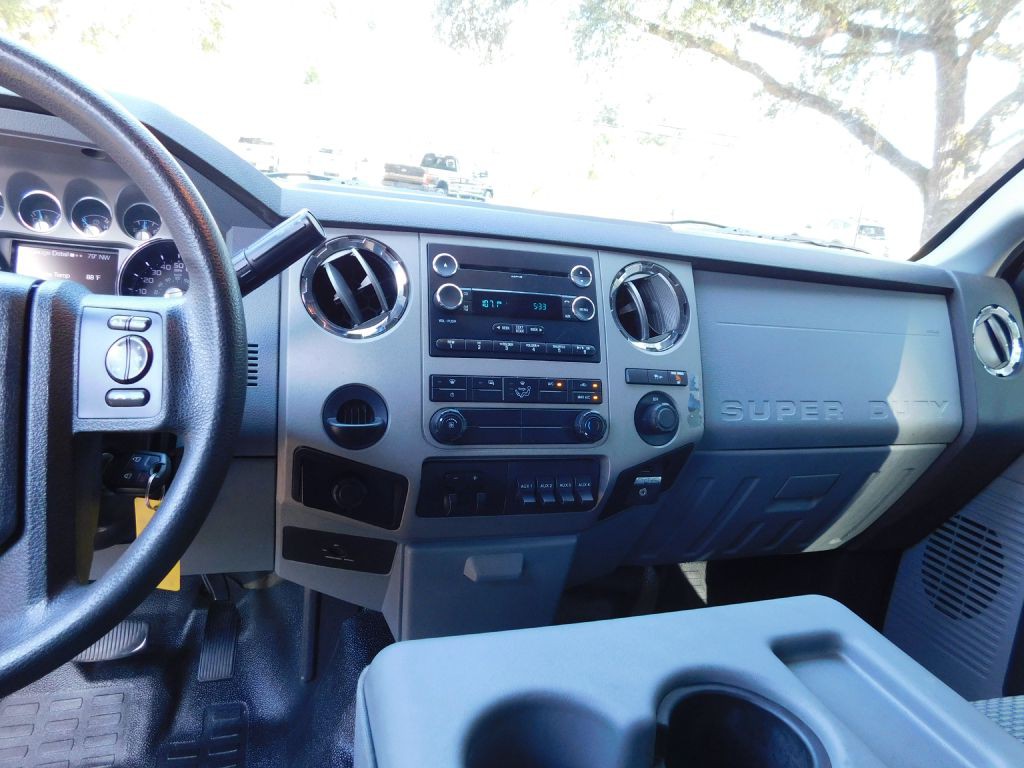 2015 Ford F-250 Image 12