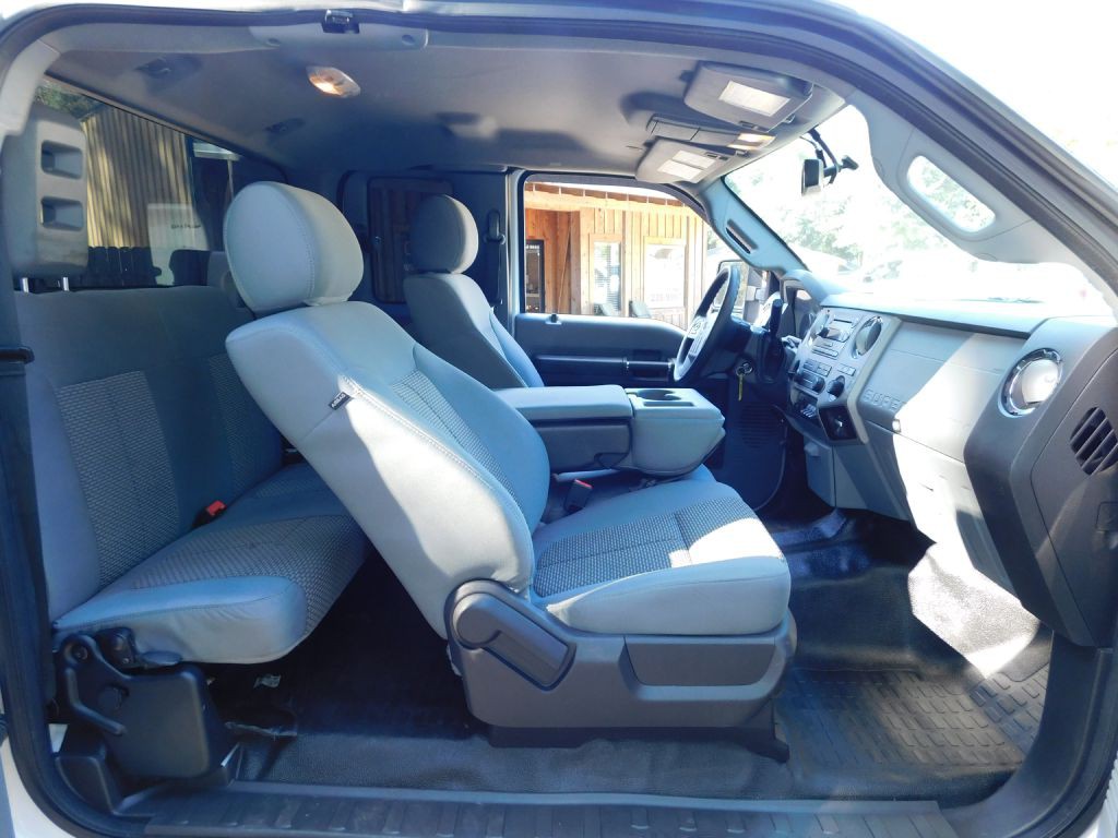 2015 Ford F-250 Image 14